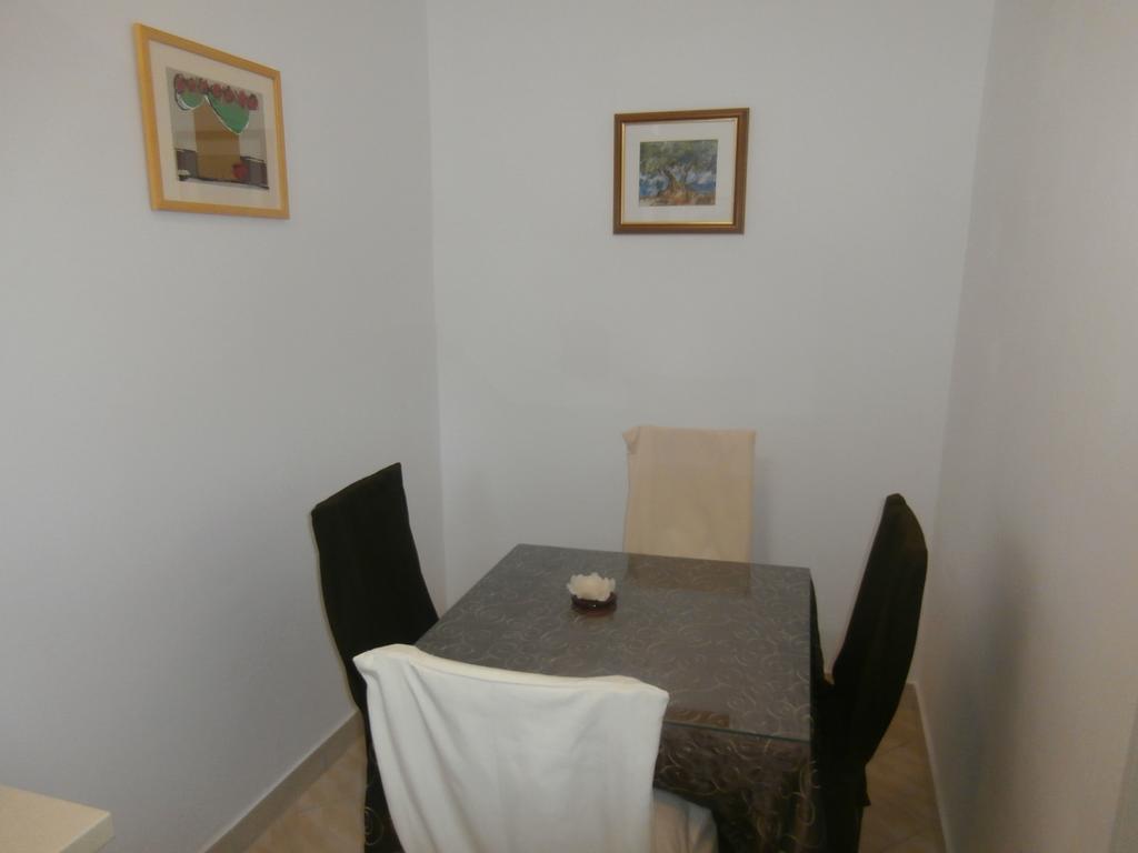 Apartment Gabi Labin  Exteriör bild