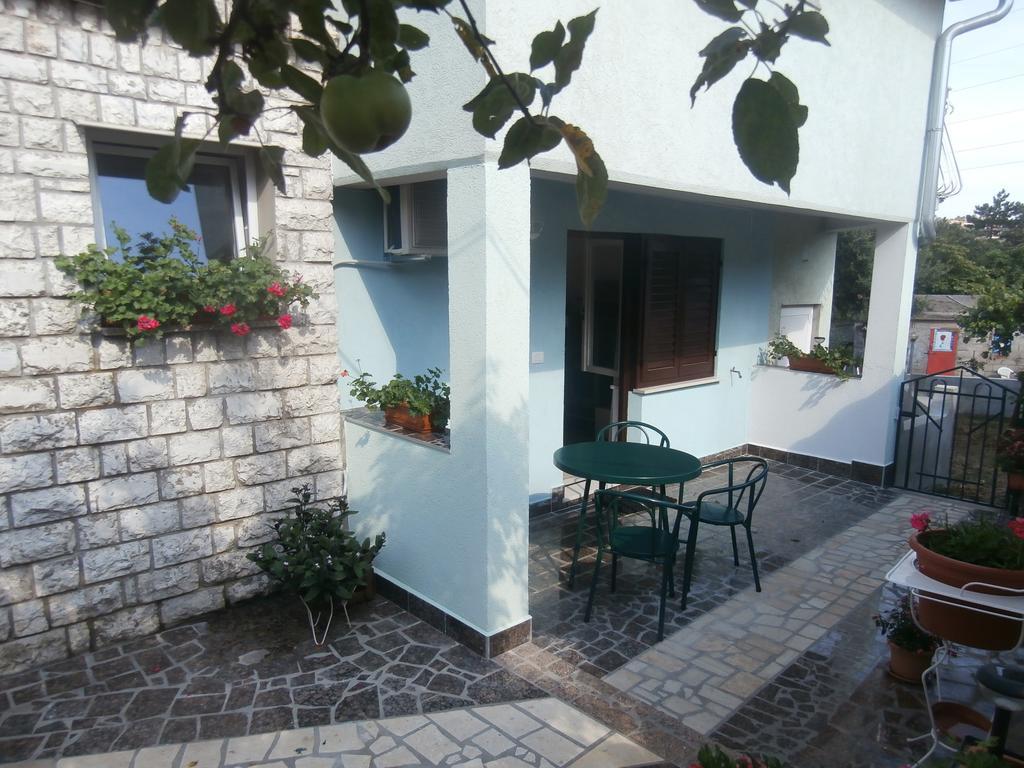 Apartment Gabi Labin  Exteriör bild